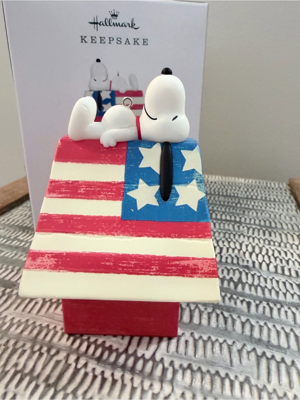 Hallmark Peanuts Patriotic Snoopy Doghouse Ornament - Red, White, Blue - Picture 5 of 10